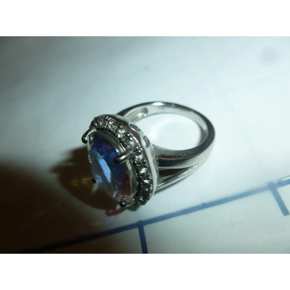 Silver Tone Aurora Borealis Crystal Halo Cocktail Ring Oval Iridescent Size‎ 7